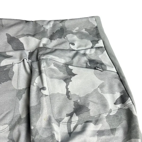 Athleta women’s grey camouflage print high rise leggings MT - Picture 4 of 10